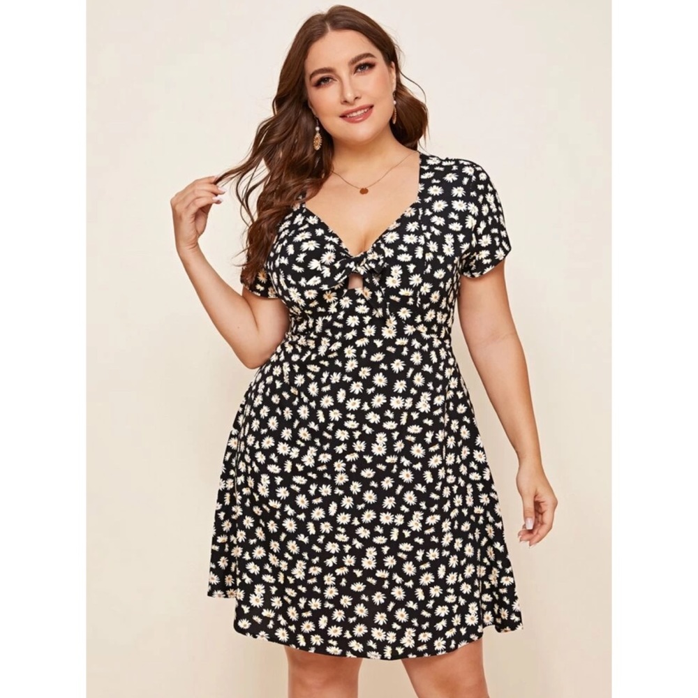 SHEIN Plus Floral Print Knot Front A-line Dress